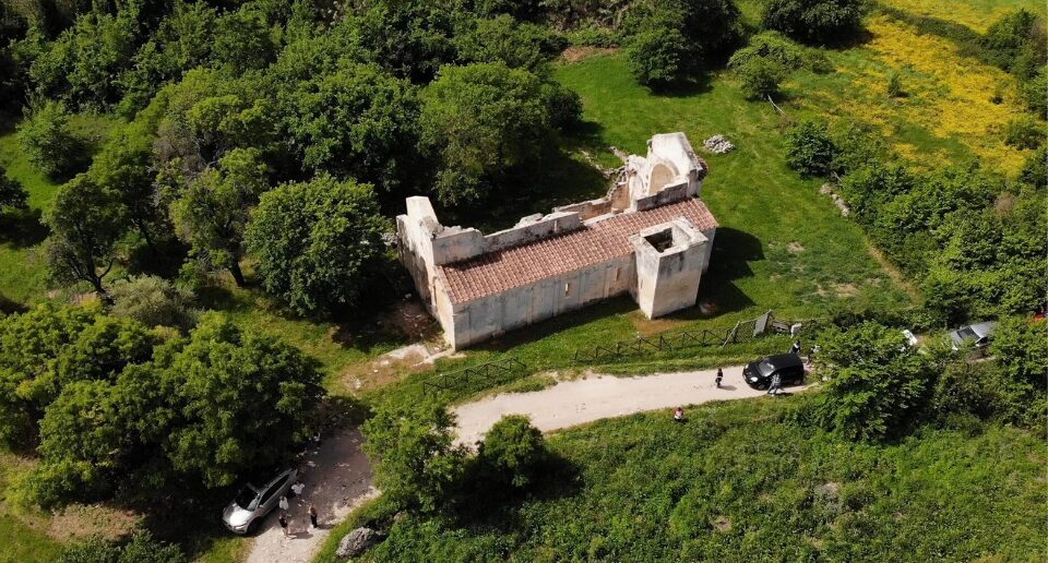 Ruderi Chiesa Romanica di San Nicola di Silanis